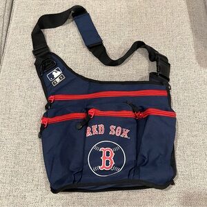 Boston Red Sox MLB Diaper Dude Messenger Bag With Changing Pad Style MBBR01